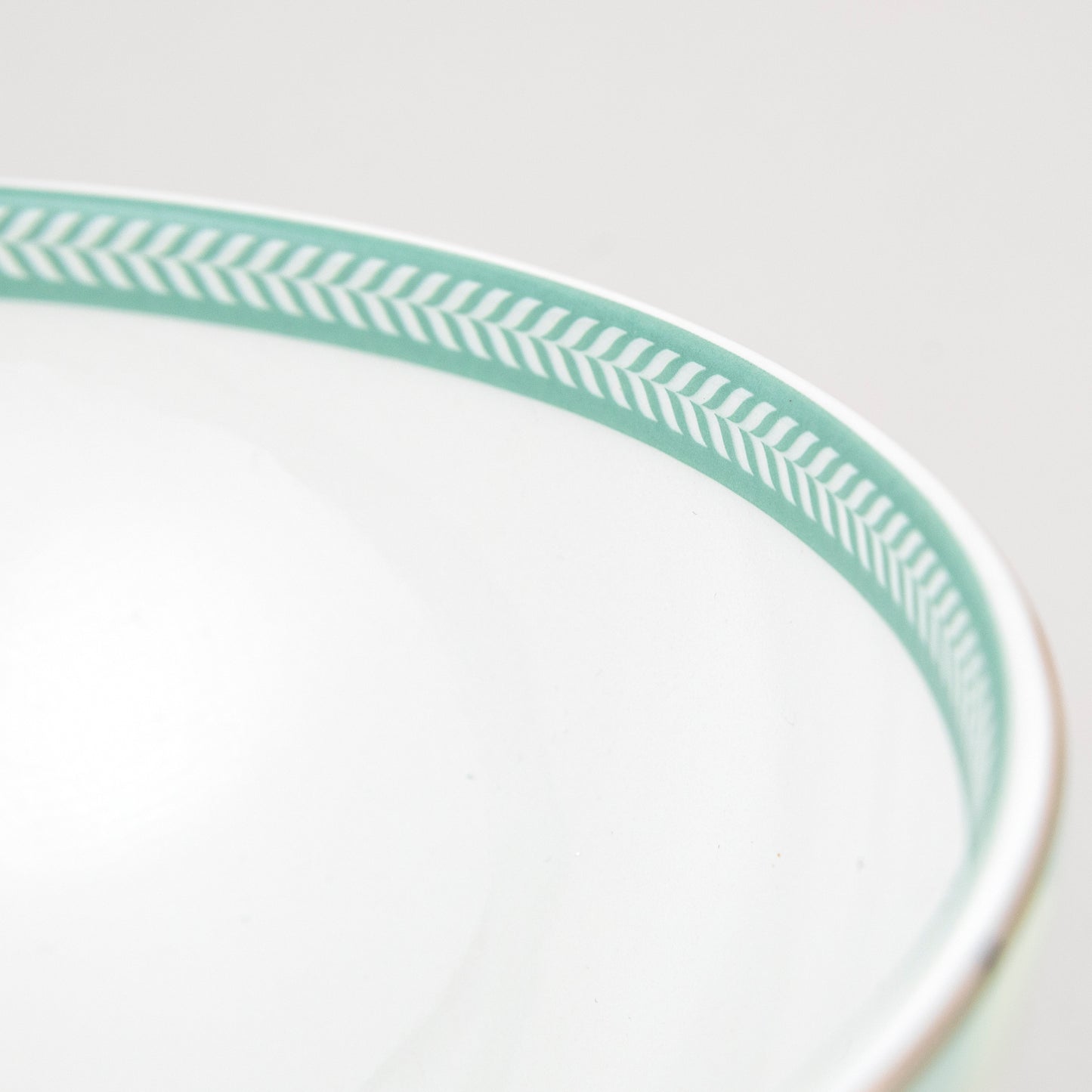 Gulnaar- Service Bowl (Large)