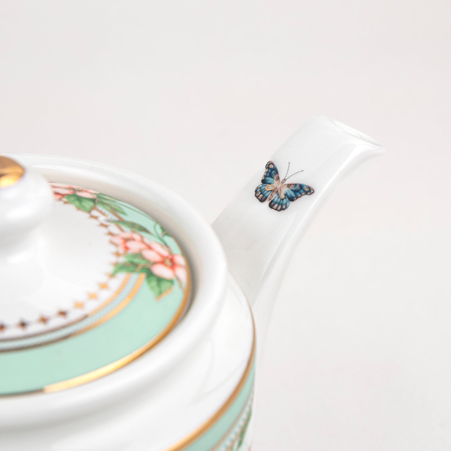 Gulnaar- Tea Pot (30oz)