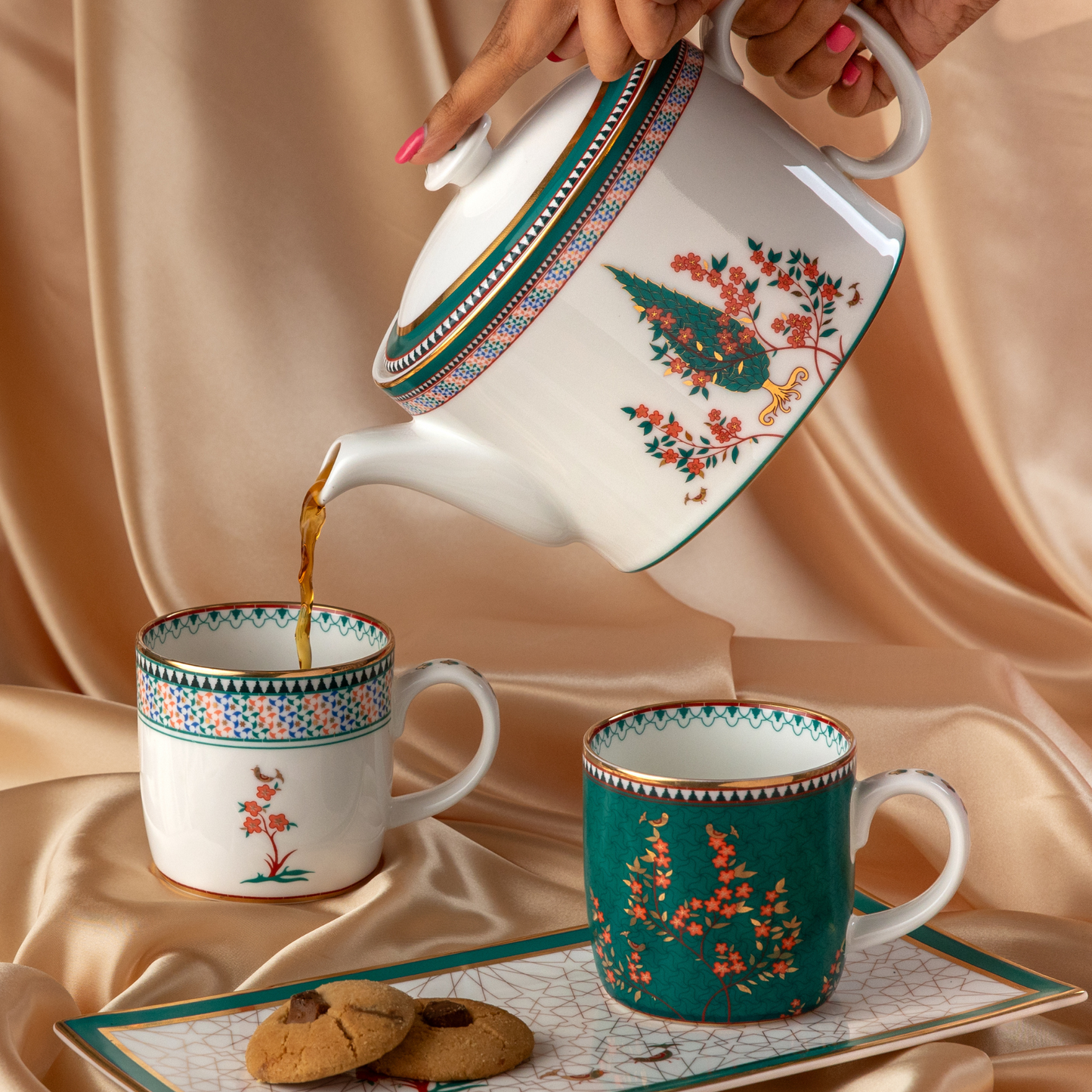 Myrtle- Tea Pot (30oz)